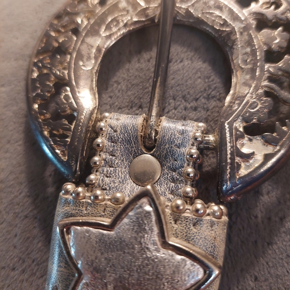 Vintage Leatherock Star Belt - Picture 2 of 5
